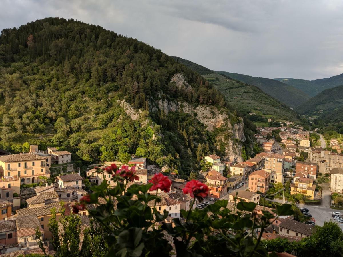 Cuore Del Castello Arrone Экстерьер фото